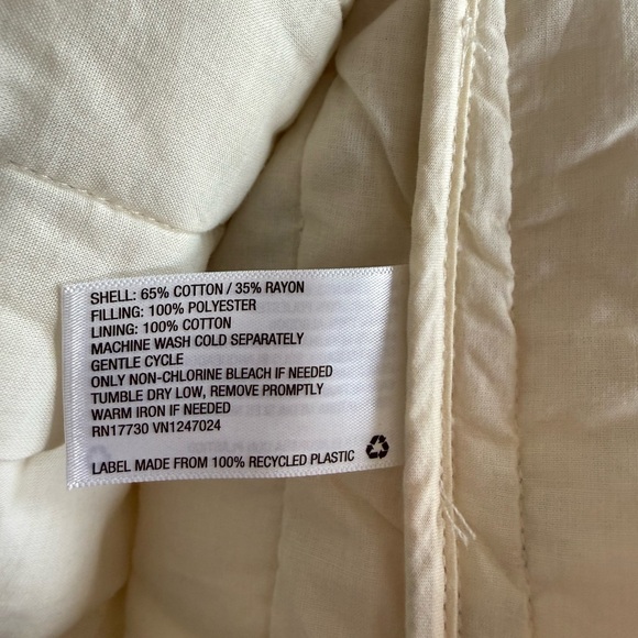 Universal Thread Multicolor Quilted Jacket - Picture 6 of 6